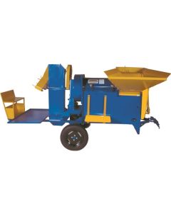 Batedeira Vencedora "Compacta" para trator c/ cardan, plataforma, elevador e rodas - B-380 - Maqtron
